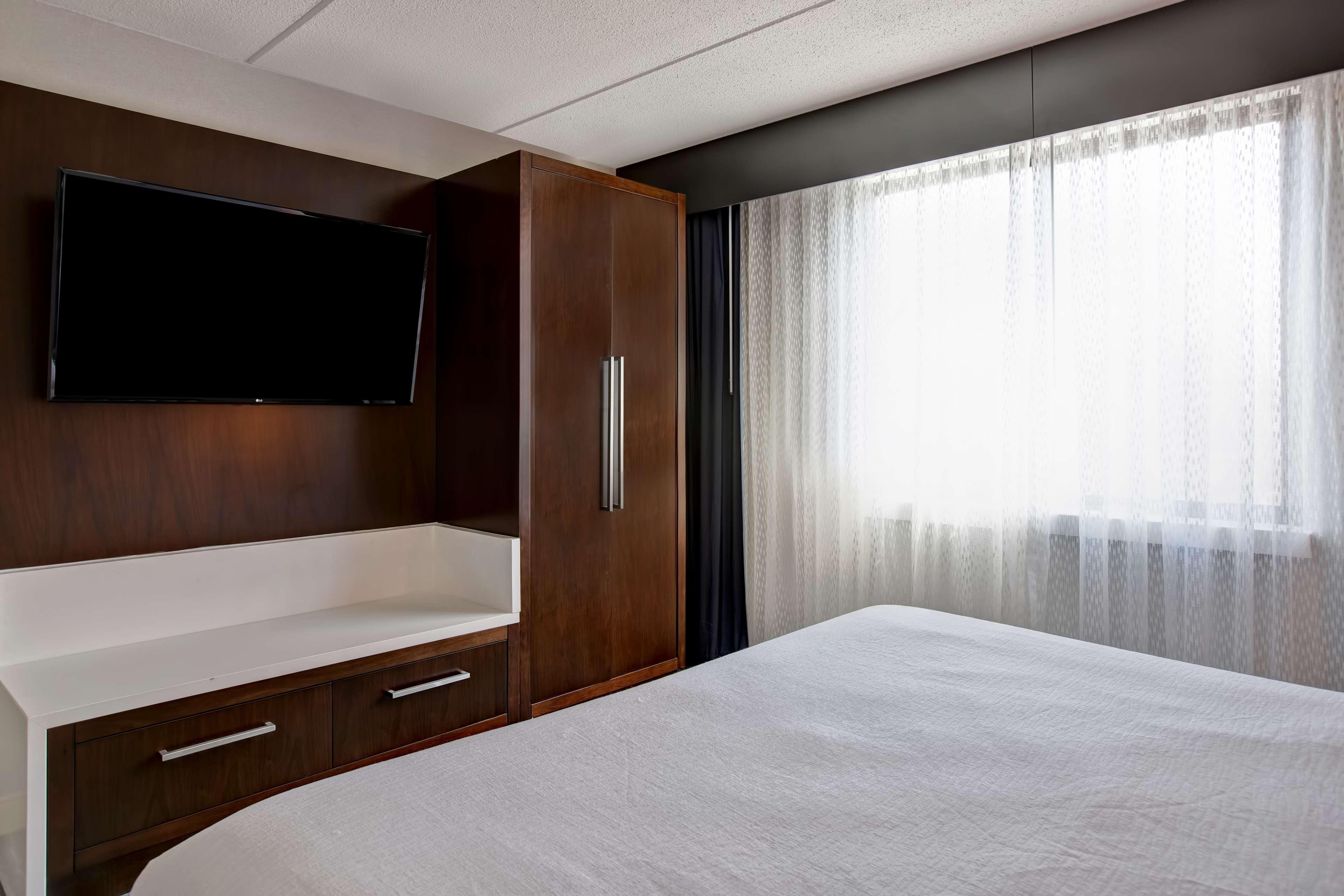เอมบาสซี สวีท ซีราคิวส์ Hotel อีสต์ซีราคิวส์ ภายนอก รูปภาพ