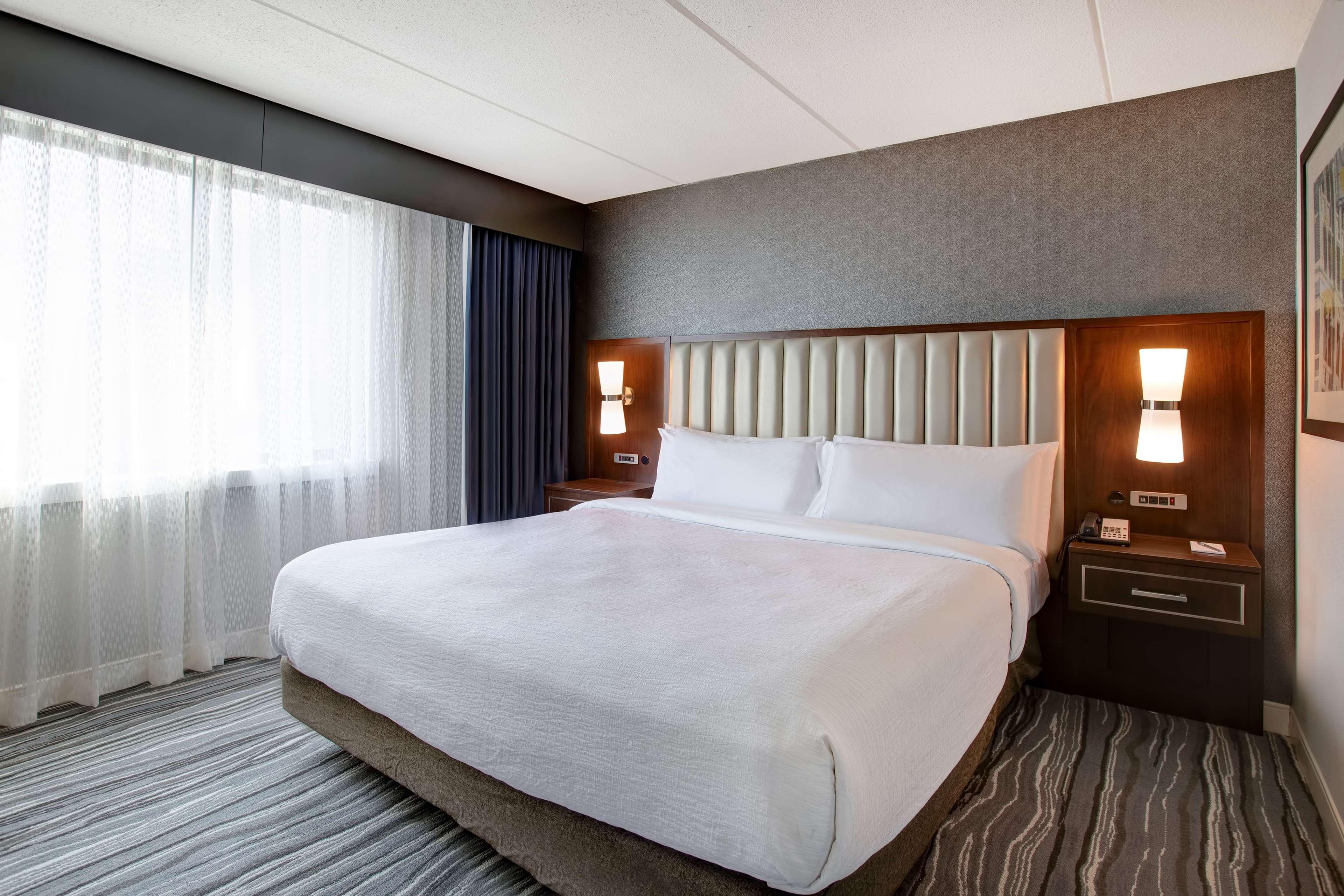 เอมบาสซี สวีท ซีราคิวส์ Hotel อีสต์ซีราคิวส์ ภายนอก รูปภาพ