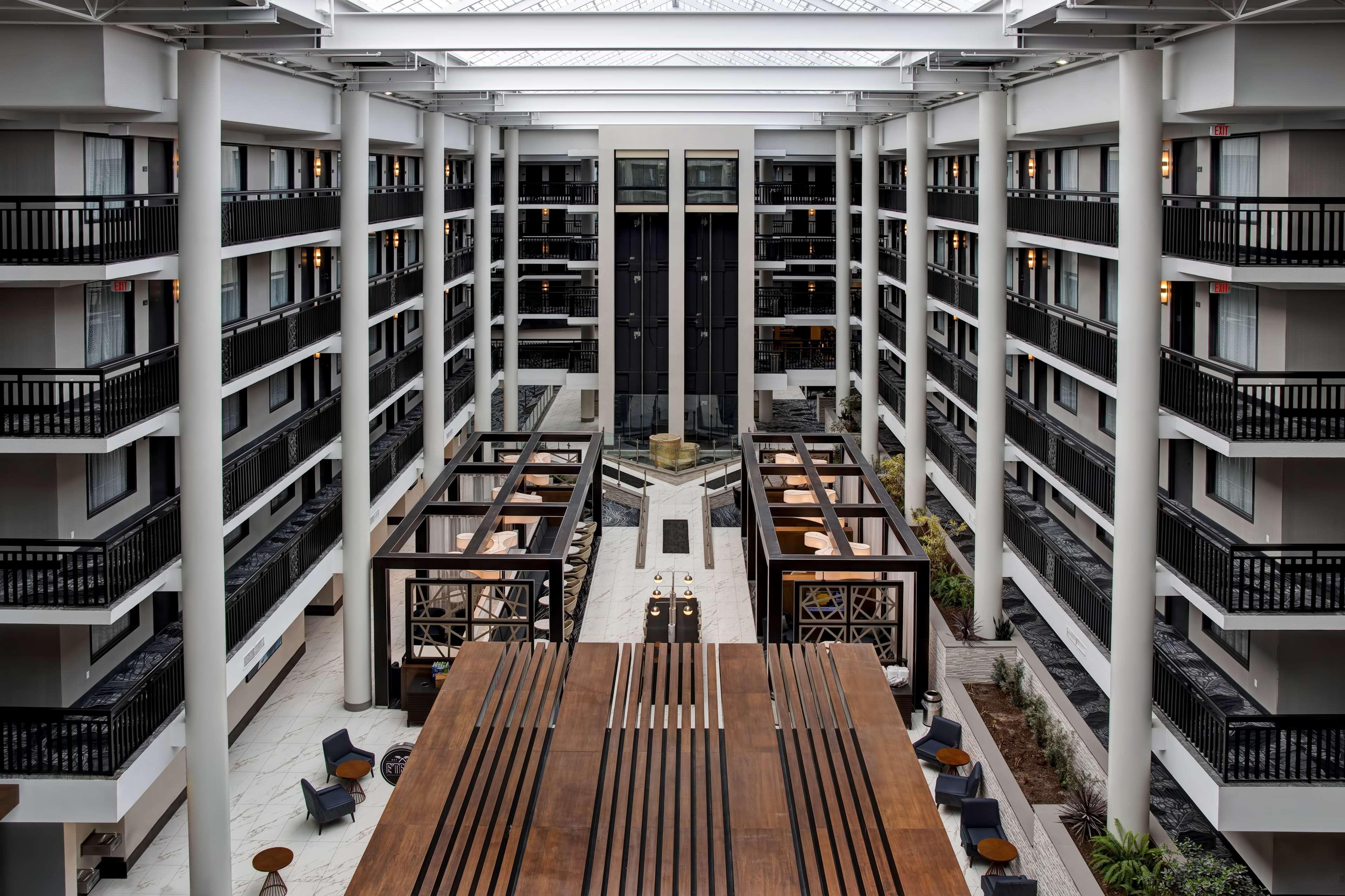 เอมบาสซี สวีท ซีราคิวส์ Hotel อีสต์ซีราคิวส์ ภายนอก รูปภาพ