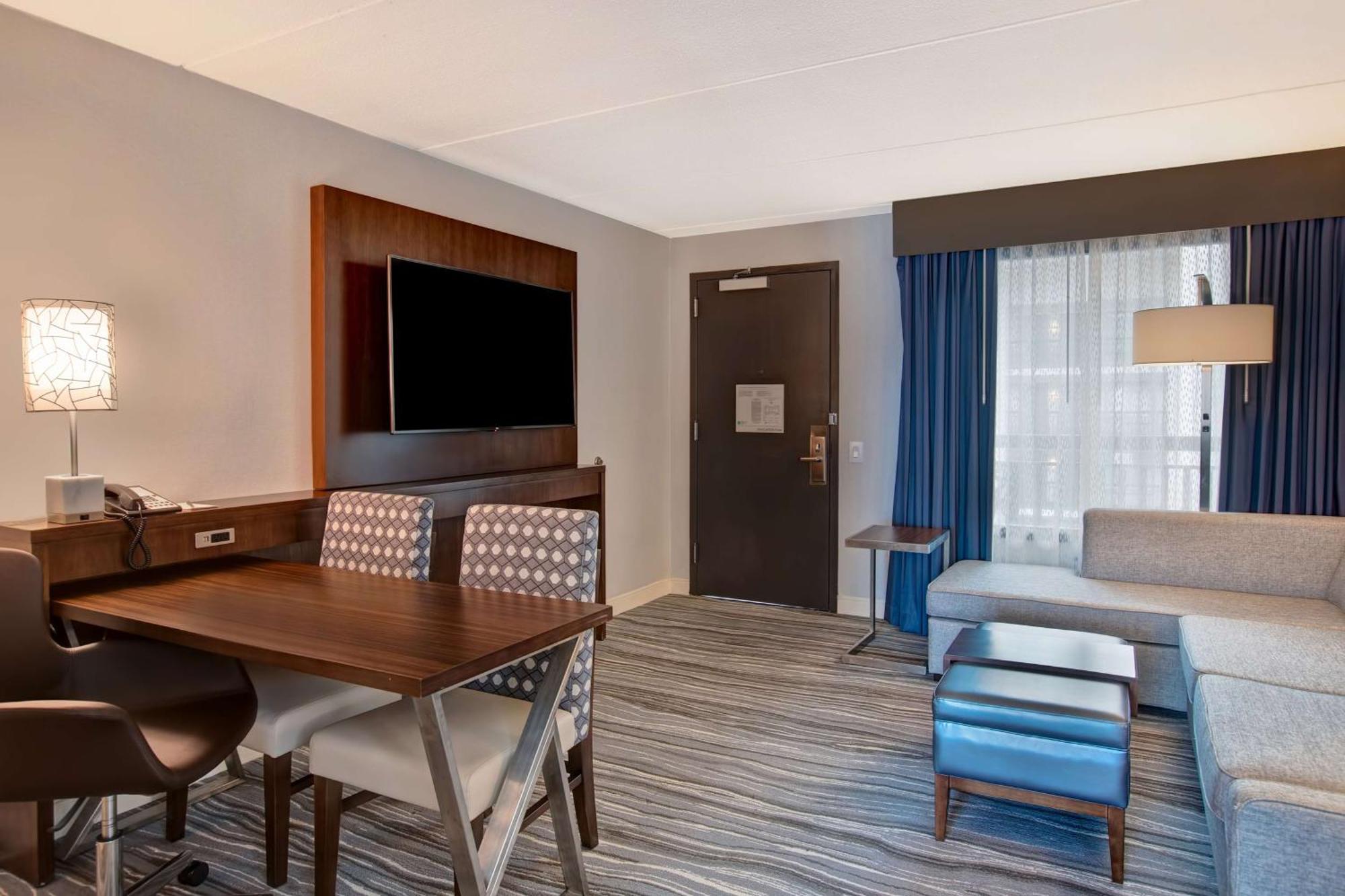 เอมบาสซี สวีท ซีราคิวส์ Hotel อีสต์ซีราคิวส์ ภายนอก รูปภาพ